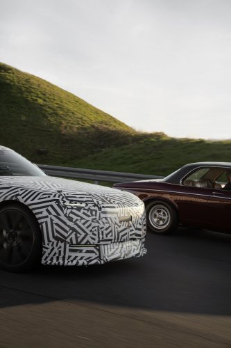Jaguar, Bentley, Jaguar Wants To Rival Bentley, But GT’s Cabin Goes In A Different Direction Entirely