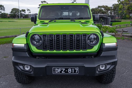 Jeep’s 2026 Gladiator Rubicon Proves You Don’t Buy This Truck With Your Head | Review