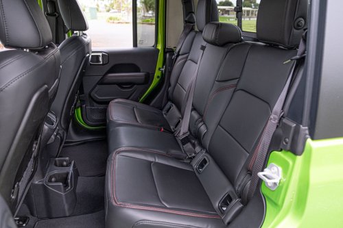 Jeep’s 2026 Gladiator Rubicon Proves You Don’t Buy This Truck With Your Head | Review