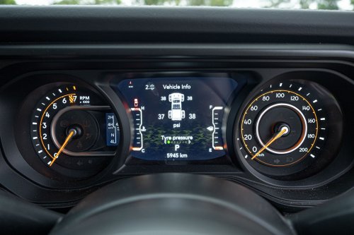 Jeep’s 2026 Gladiator Rubicon Proves You Don’t Buy This Truck With Your Head | Review