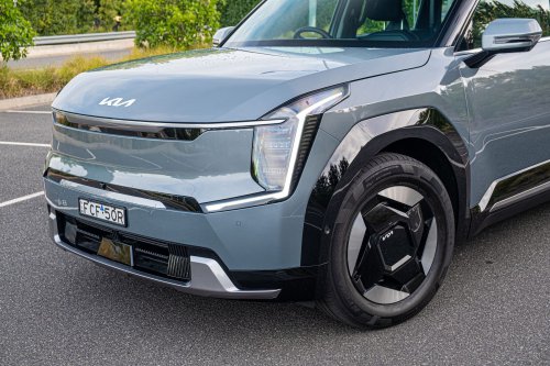 Kia’s 2026 EV9 Earth Gets The Hard Part Right And Stumbles On The Obvious One