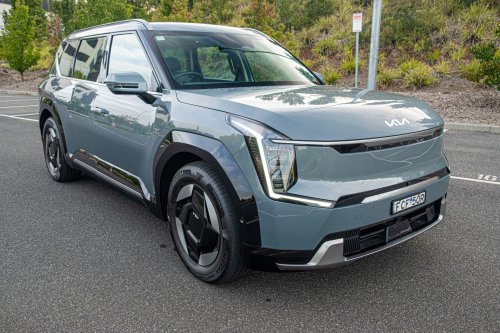 Kia’s 2026 EV9 Earth Gets The Hard Part Right And Stumbles On The Obvious One