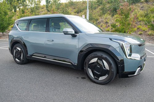 Kia’s 2026 EV9 Earth Gets The Hard Part Right And Stumbles On The Obvious One | Review