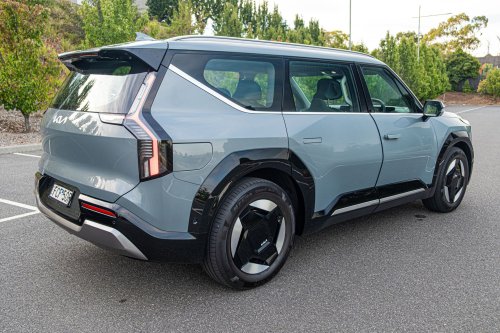 Kia’s 2026 EV9 Earth Gets The Hard Part Right And Stumbles On The Obvious One | Review