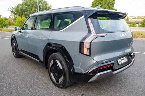 Kia’s 2026 EV9 Earth Gets The Hard Part Right And Stumbles On The Obvious One | Review