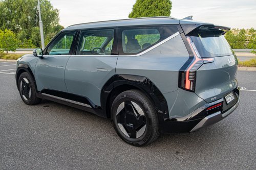 Kia’s 2026 EV9 Earth Gets The Hard Part Right And Stumbles On The Obvious One | Review