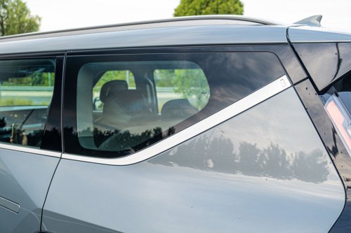 Kia’s 2026 EV9 Earth Gets The Hard Part Right And Stumbles On The Obvious One