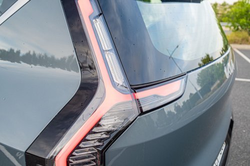 Kia’s 2026 EV9 Earth Gets The Hard Part Right And Stumbles On The Obvious One | Review