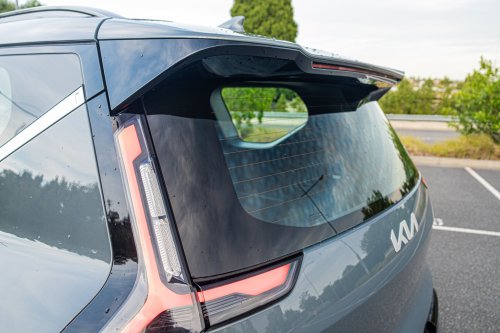Kia’s 2026 EV9 Earth Gets The Hard Part Right And Stumbles On The Obvious One | Review