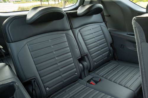 Kia’s 2026 EV9 Earth Gets The Hard Part Right And Stumbles On The Obvious One | Review