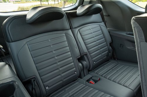 Kia’s 2026 EV9 Earth Gets The Hard Part Right And Stumbles On The Obvious One | Review