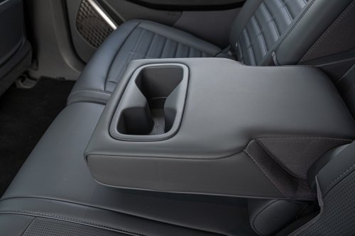 Kia’s 2026 EV9 Earth Gets The Hard Part Right And Stumbles On The Obvious One