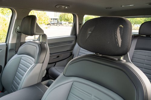 Kia’s 2026 EV9 Earth Gets The Hard Part Right And Stumbles On The Obvious One | Review