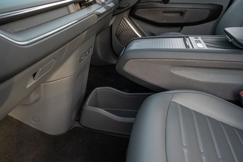 Kia’s 2026 EV9 Earth Gets The Hard Part Right And Stumbles On The Obvious One