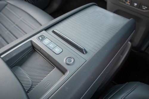 Kia’s 2026 EV9 Earth Gets The Hard Part Right And Stumbles On The Obvious One | Review