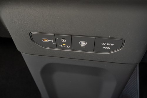 Kia’s 2026 EV9 Earth Gets The Hard Part Right And Stumbles On The Obvious One | Review