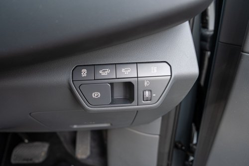 Kia’s 2026 EV9 Earth Gets The Hard Part Right And Stumbles On The Obvious One