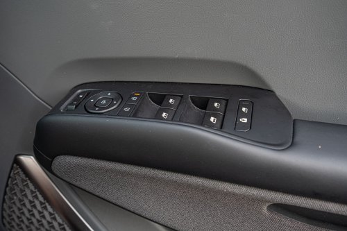 Kia’s 2026 EV9 Earth Gets The Hard Part Right And Stumbles On The Obvious One