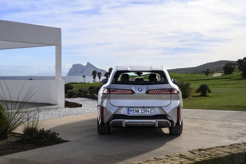 BMW, BMW Found 145 New iX3s Whose Body Panels Can Buzz And Shock You While Charging
