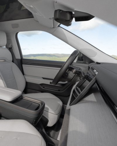 Rivian’s R2 Performance Just Out-Ranged The Tesla Model Y, And It Weighs Nearly 800 lbs More