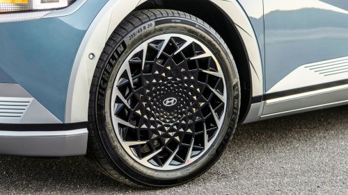 America’s Gen Z Says It Can Change A Tire, Nobody Else Agrees