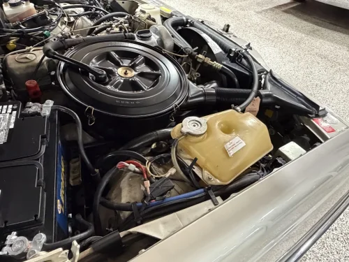 This Mercedes 300D Has Fewer Miles Than A 2025 Corolla, And It’s From 1985