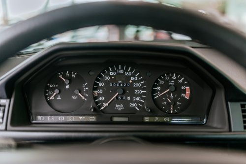 Mercedes Built Its Greatest Sedan With Porsche, And The Last One Ever Made Has 262 Miles On It