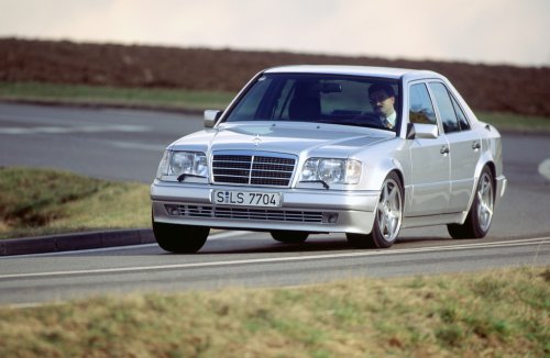 Mercedes Built Its Greatest Sedan With Porsche, And The Last One Ever Made Has 262 Miles On It