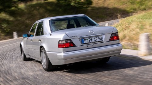Mercedes Built Its Greatest Sedan With Porsche, And The Last One Ever Made Has 262 Miles On It