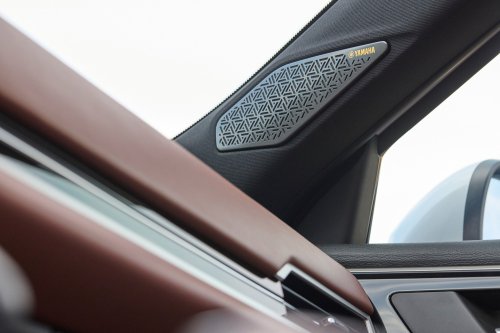 Mitsubishi’s New Hybrid Outlander Makes 174 HP And Barely Cracks 28 MPG