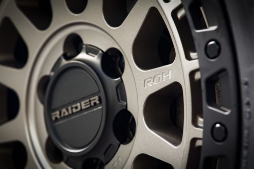 Nissan Slams The Door On A Nismo Navara, Mitsubishi Cracks One Open For Ralliart