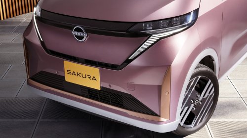 Nissan, Nissan Leaf, Nissan’s Popular Kei-Car Got A New Face For 2026. It’s The Leaf’s
