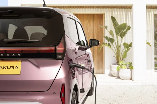 Nissan, Nissan Leaf, Nissan’s Popular Kei-Car Got A New Face For 2026. It’s The Leaf’s