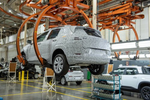 Chevy’s New Bowtie Logo Debuts On A Sonic Crossover Coupe America Won’t See