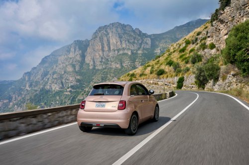 Dealers Can’t Move The 500e At $15,000 Off. Fiat’s Response Is A $5,200 Price Hike