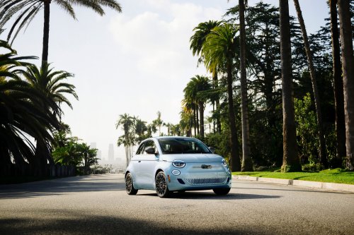 Fiat, Dealers Can’t Move The 500e At $15,000 Off. Fiat’s Response Is A $5,200 Price Hike