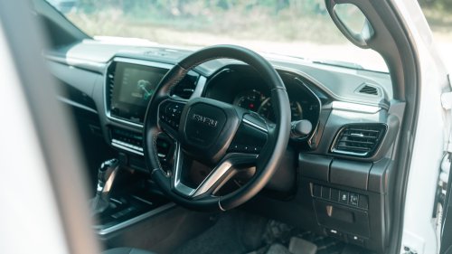 Isuzu’s 2026 D-Max Loses Every Spec Battle Against The Hilux And Ranger, And Buyers Don’t Care | Review