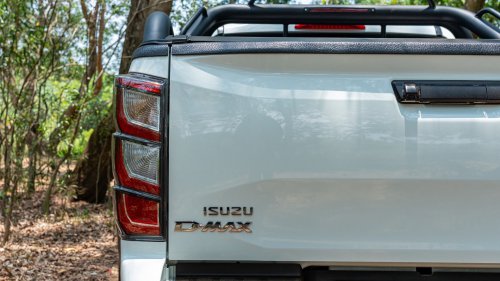 Isuzu’s 2026 D-Max Loses Every Spec Battle Against The Hilux And Ranger, And Buyers Don’t Care | Review