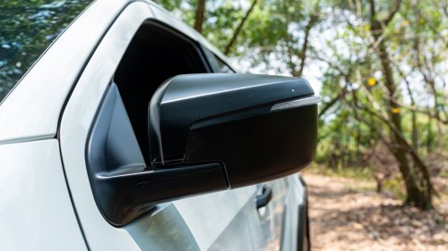 Isuzu’s 2026 D-Max Loses Every Spec Battle Against The Hilux And Ranger, And Buyers Don’t Care | Review