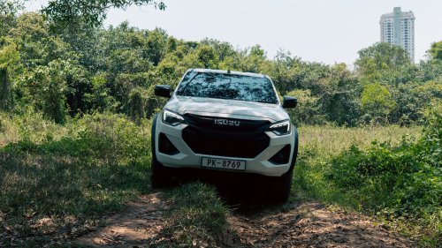 Isuzu’s 2026 D-Max Loses Every Spec Battle Against The Hilux And Ranger, And Buyers Don’t Care | Review