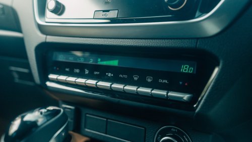 Isuzu’s 2026 D-Max Loses Every Spec Battle Against The Hilux And Ranger, And Buyers Don’t Care | Review