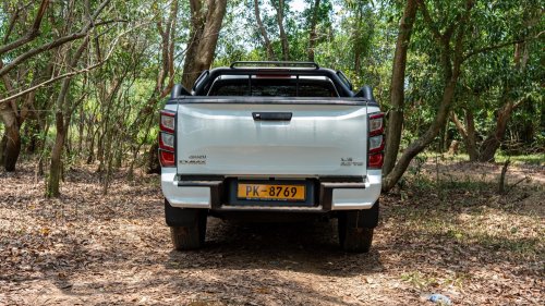 Isuzu’s 2026 D-Max Loses Every Spec Battle Against The Hilux And Ranger, And Buyers Don’t Care | Review