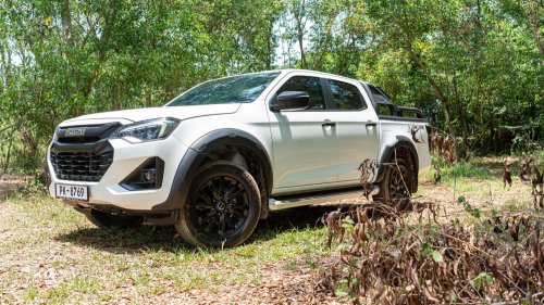 Isuzu’s 2026 D-Max Loses Every Spec Battle Against The Hilux And Ranger, And Buyers Don’t Care | Review