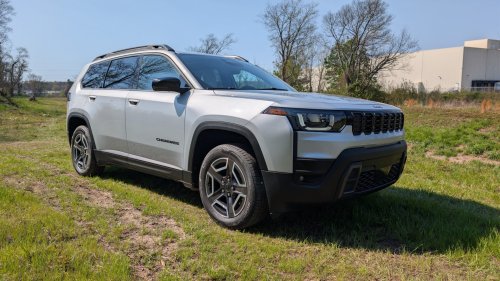 Jeep’s 2026 Cherokee Stopped Pretending To Be A Jeep, And It Drives Better For It