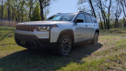 Jeep’s 2026 Cherokee Stopped Pretending To Be A Jeep, And It Drives Better For It