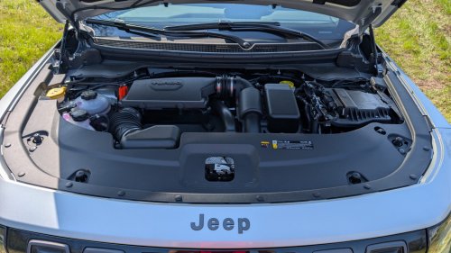 Jeep, Jeep Cherokee, Jeep’s 2026 Cherokee Stopped Pretending To Be A Jeep, And It Drives Better For It