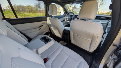Jeep’s 2026 Cherokee Stopped Pretending To Be A Jeep, And It Drives Better For It