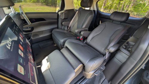 Kia, Kia Carnival, The 2026 Kia Carnival Hybrid Makes Most 3-Row SUVs Look Like Expensive Mistakes | Review