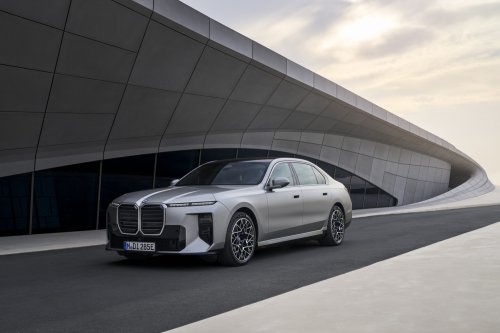BMW’s 7-Series Facelift Hides A Blueprint For Every Older Model It Still Sells