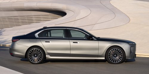 BMW’s 7-Series Facelift Hides A Blueprint For Every Older Model It Still Sells